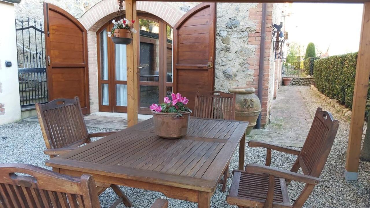 La Limonaia Country House 몬테리지오니 외부 사진